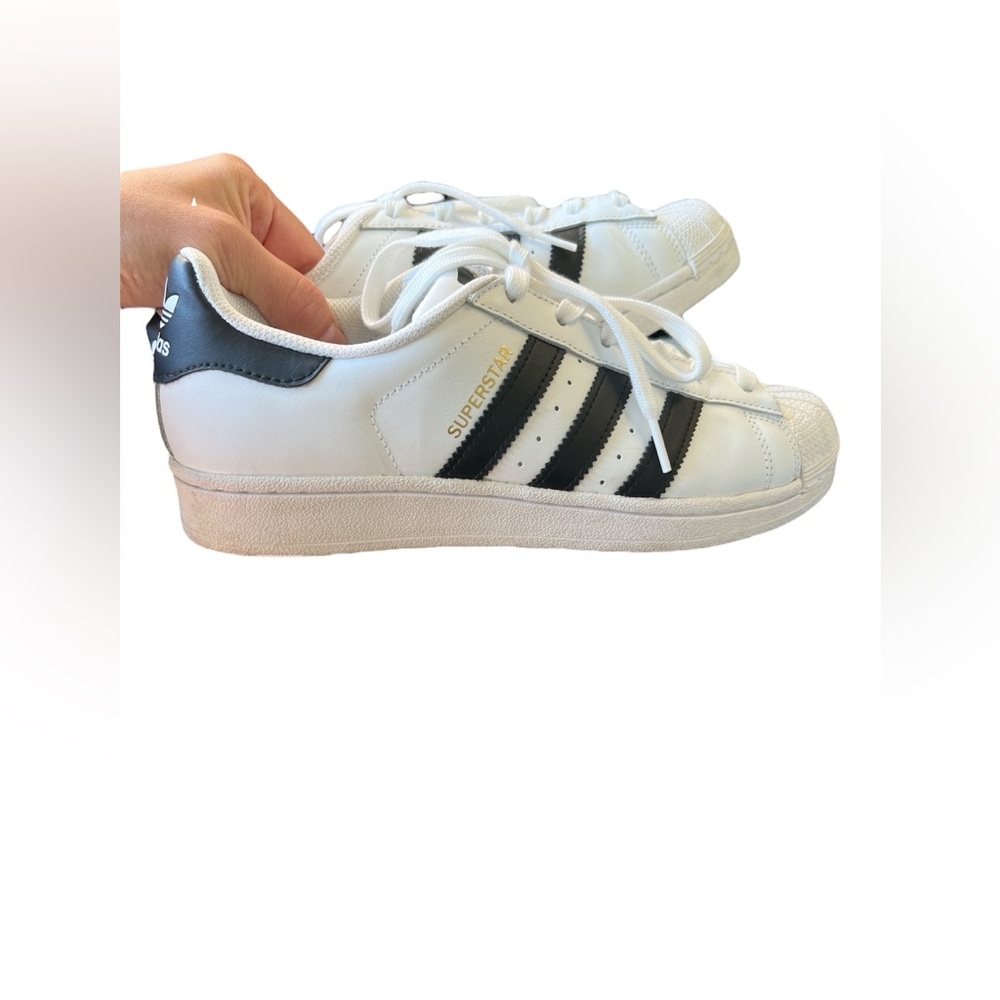 Adidas Superstar Shoes Size 7.5